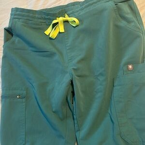 Figs Cactus Yolo Skinny Scrub pants. Size S. Great like new condition.